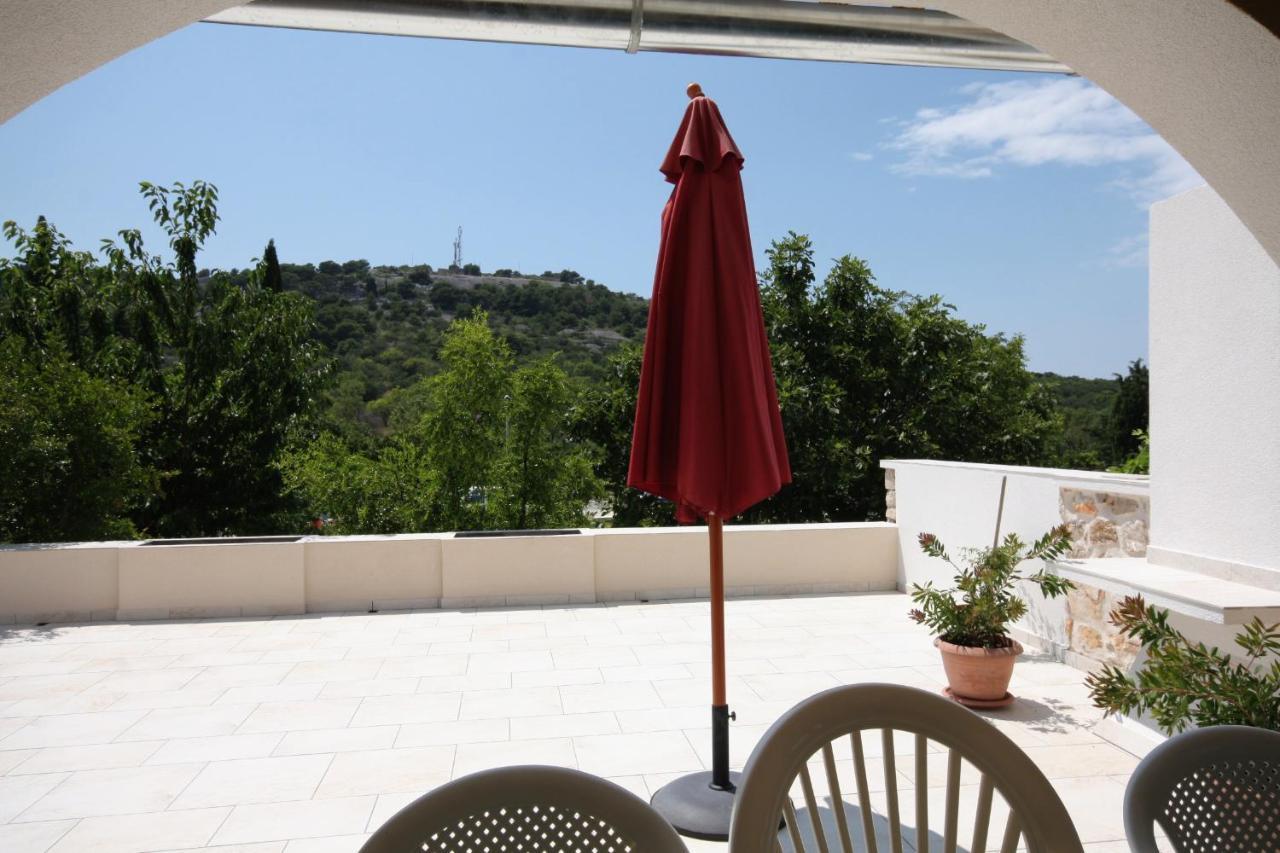 Apartments With A Parking Space Murter - 5100 Extérieur photo